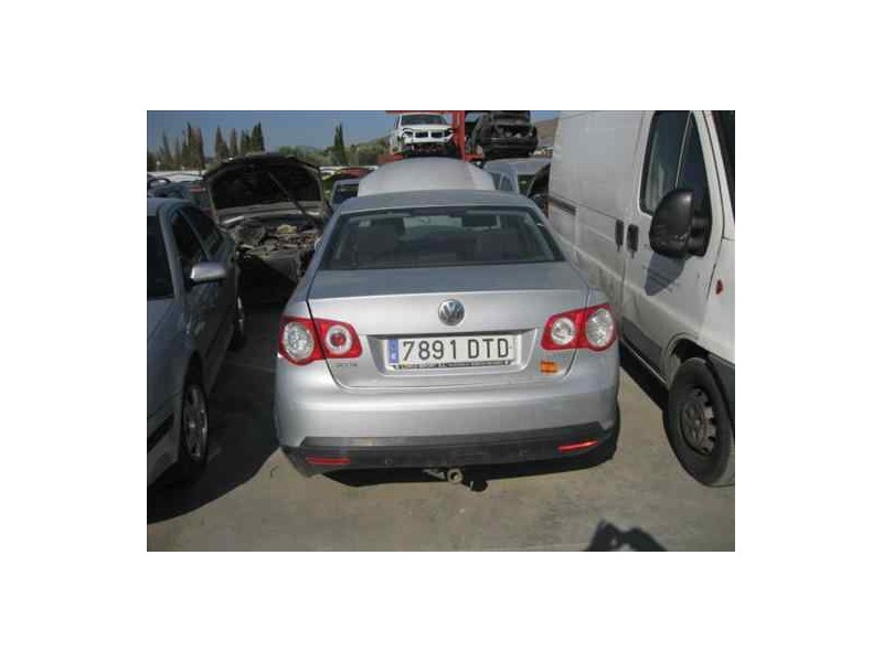 VOLKSWAGEN JETTA (1K2)