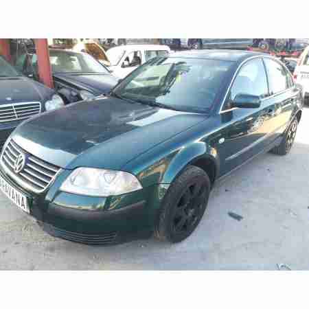 VOLKSWAGEN PASSAT BERLINA (3B3)