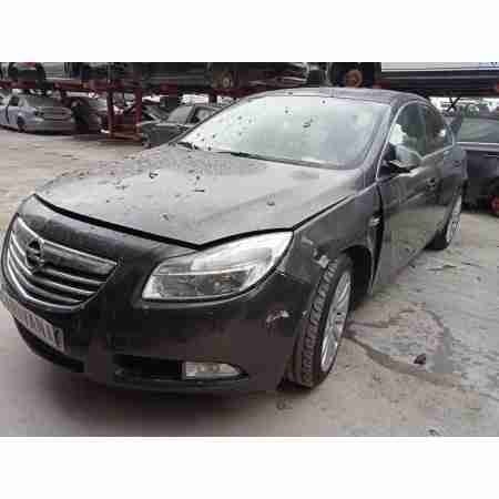 OPEL INSIGNIA BERLINA