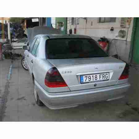 MERCEDES-BENZ CLASE C (W203) BERLINA