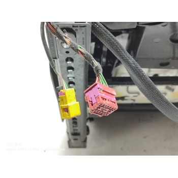 Recambio de asiento delantero derecho para volkswagen t-roc advance referencia OEM IAM 2Q4881106L  