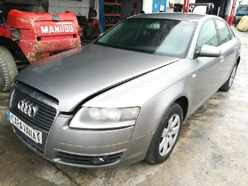AUDI A6 BERLINA (4F2)