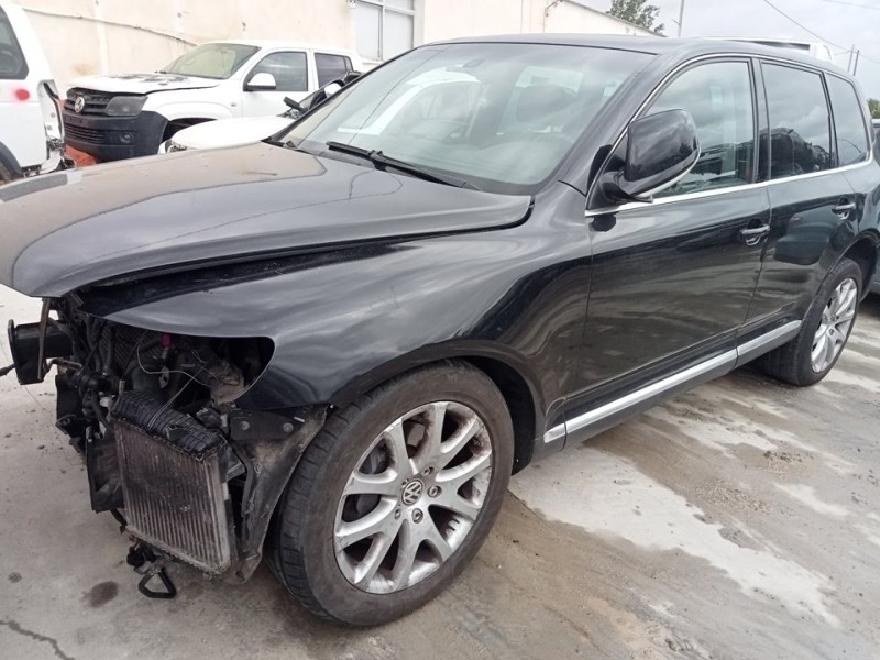 VOLKSWAGEN TOUAREG (7L6)