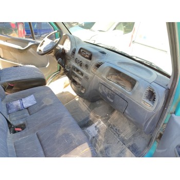 mercedes-benz sprinter 02.00  caja cerrada del año 2002