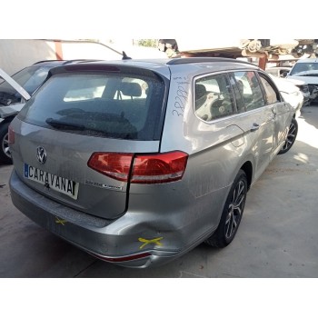 volkswagen passat variant (3g5) del año 2015