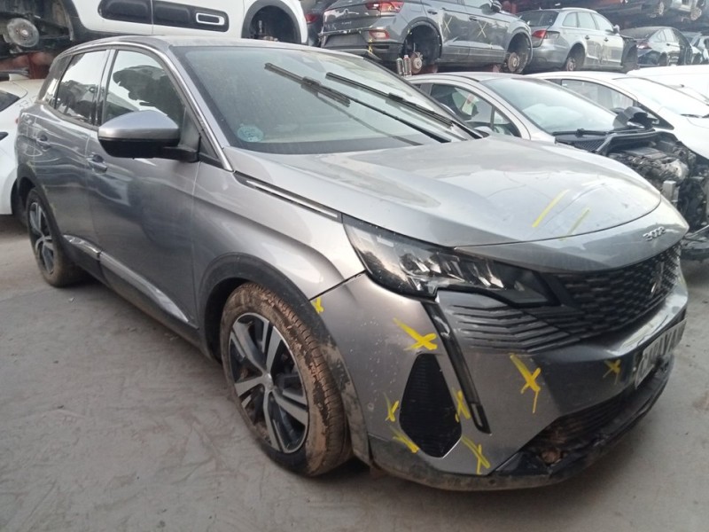 peugeot 3008 del año 2021