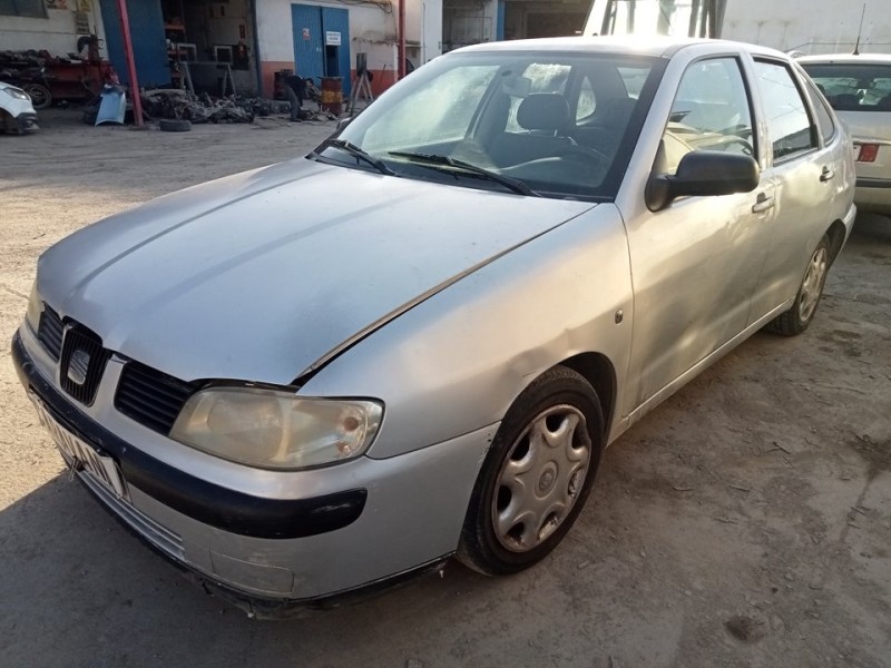 SEAT CORDOBA BERLINA (6K2)