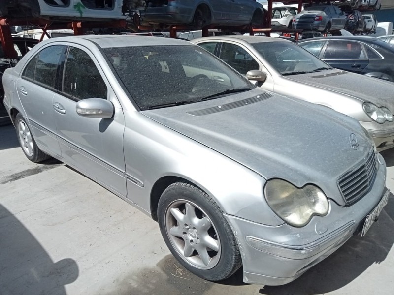 MERCEDES-BENZ CLASE C (W203) BERLINA