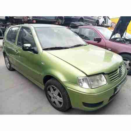 VOLKSWAGEN POLO BERLINA (6N2)