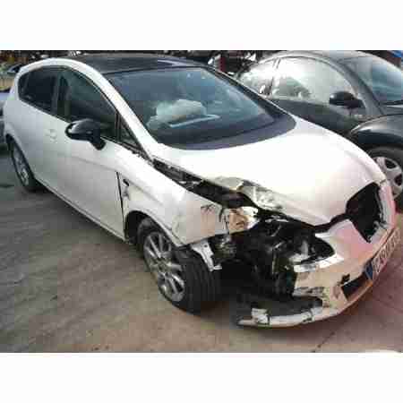 SEAT LEON (1P1)