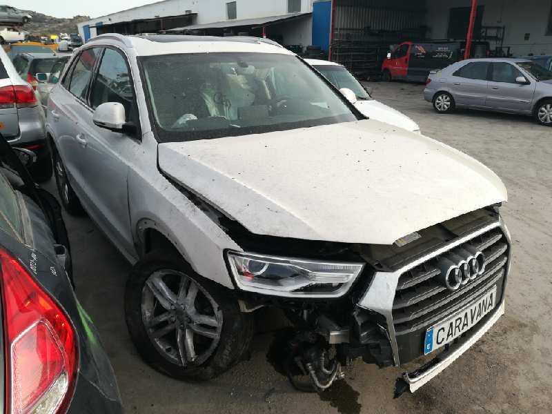 AUDI Q3 (8UG)