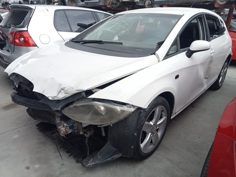 SEAT LEON (1P1)