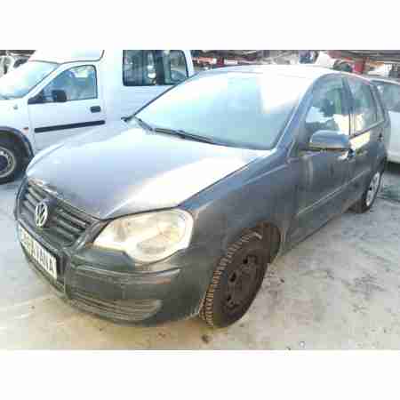 VOLKSWAGEN POLO (9N1)
