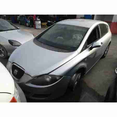 SEAT LEON (1P1)