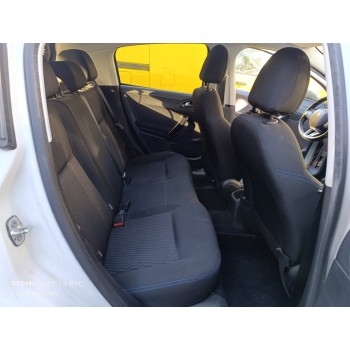 peugeot 208 del año 2017