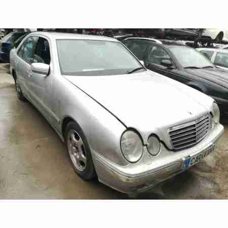 MERCEDES-BENZ CLASE E (W210) BERLINA DIESEL