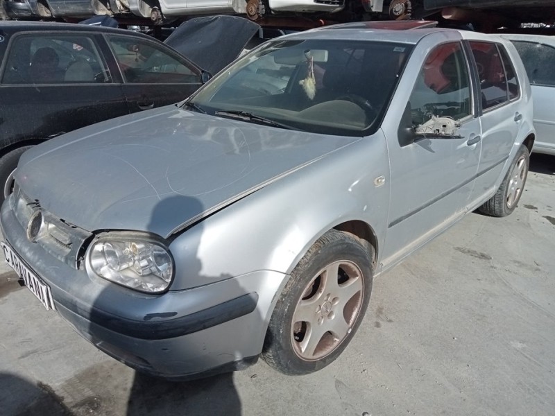 VOLKSWAGEN GOLF IV BERLINA (1J1)