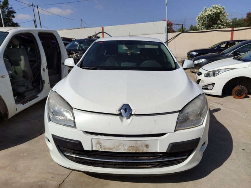 RENAULT MEGANE III BERLINA 5 P