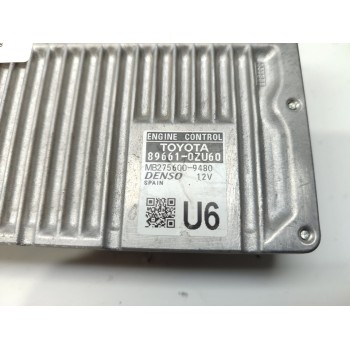 Recambio de centralita motor uce para toyota auris hybrid active referencia OEM IAM 896610ZU60  