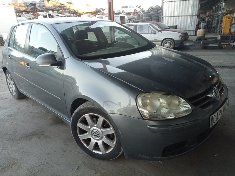 VOLKSWAGEN GOLF V BERLINA (1K1)