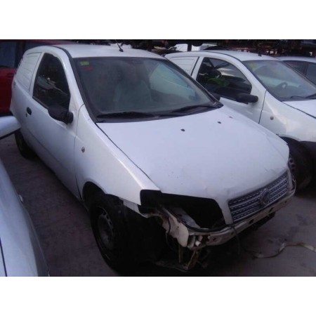 FIAT PUNTO BERLINA (188)