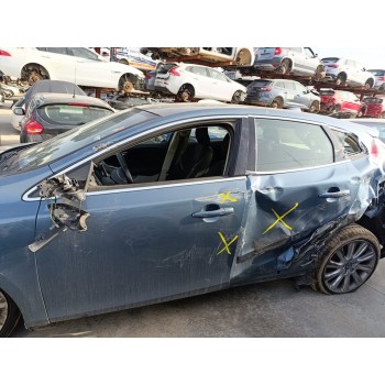 volvo v40 del año 2013