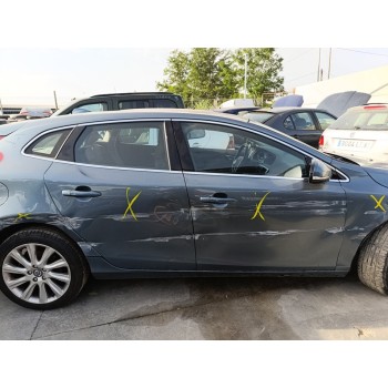 volvo v40 del año 2013