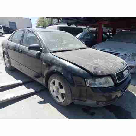 AUDI A4 BERLINA (8E)