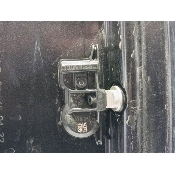 Recambio de llanta para toyota yaris cross hybrid awd-i premiere edition referencia OEM IAM 426110DK80  