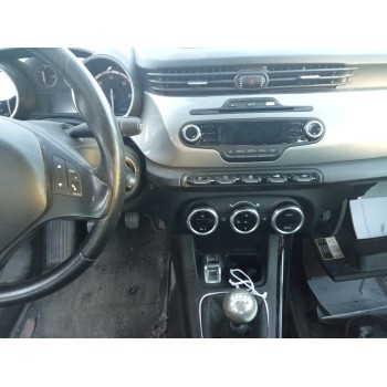 alfa romeo giulietta (191) del año 2011