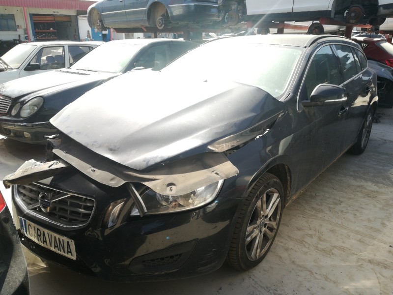VOLVO V60 KOMBI