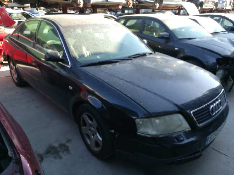 AUDI A6 BERLINA (4B2)