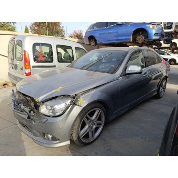 mercedes-benz clase c (w204) berlina del año 2007