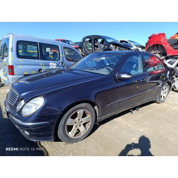 mercedes-benz clase e (w211) berlina del año 2002