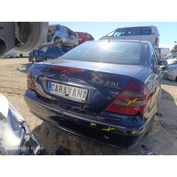 mercedes-benz clase e (w211) berlina del año 2002