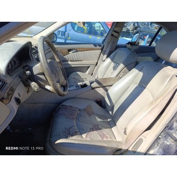 mercedes-benz clase e (w211) berlina del año 2002