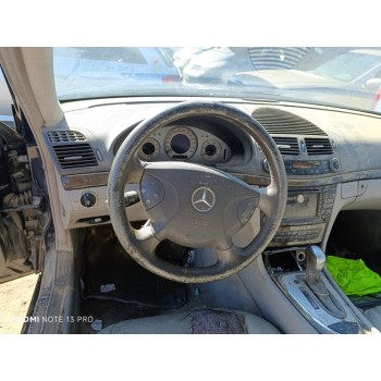 mercedes-benz clase e (w211) berlina del año 2002