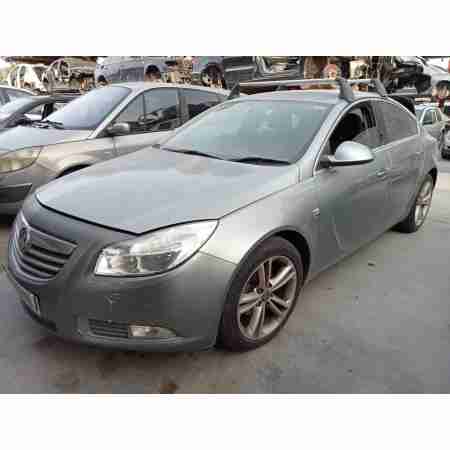 OPEL INSIGNIA BERLINA