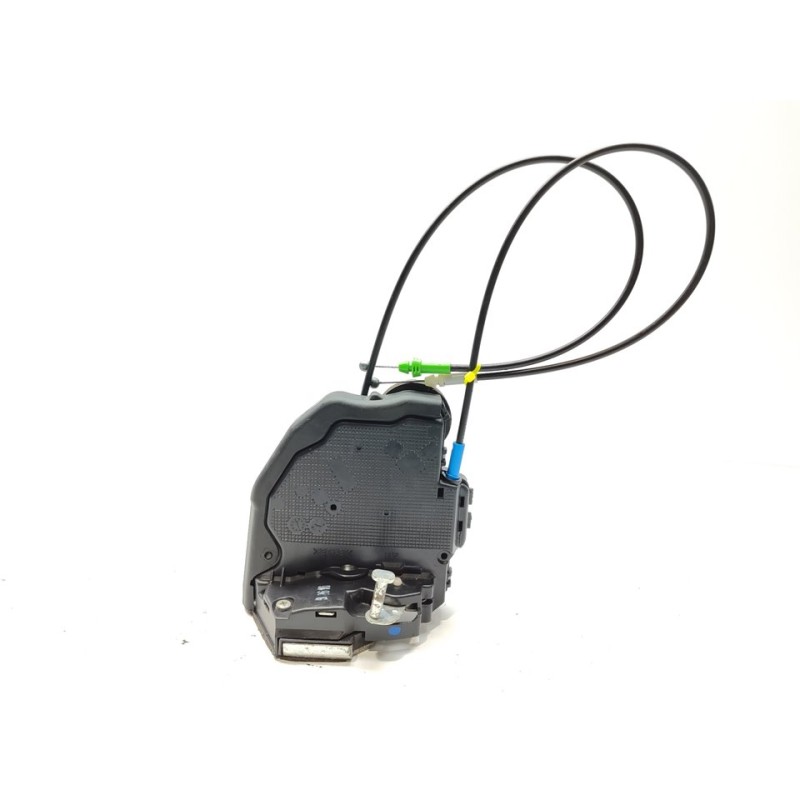 Recambio de cerradura puerta trasera derecha para toyota auris hybrid active referencia OEM IAM 6905005051  