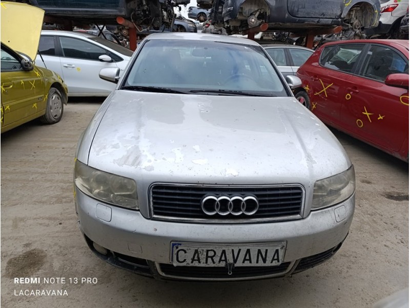 AUDI A4 BERLINA (8E)