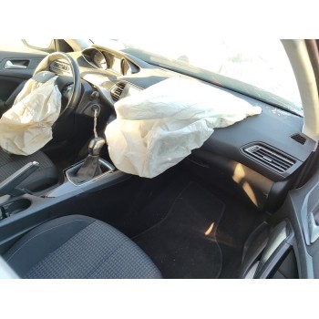 peugeot 308 del año 2017