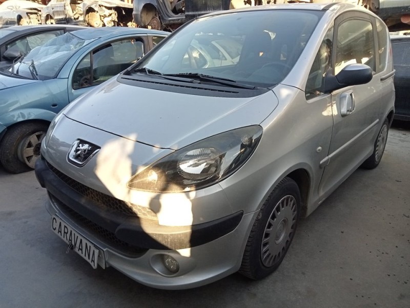 PEUGEOT 1007
