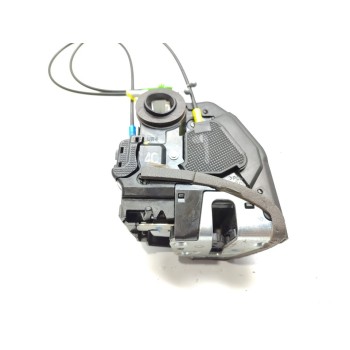 Recambio de cerradura puerta trasera derecha para toyota auris hybrid active referencia OEM IAM 6905005051  