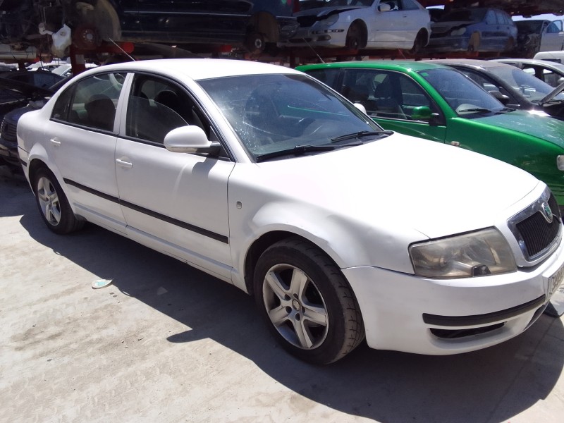 SKODA SUPERB (3U4)