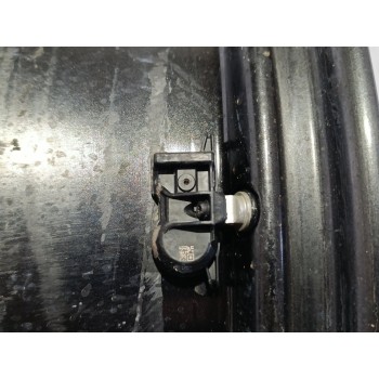 Recambio de llanta para toyota yaris cross hybrid awd-i premiere edition referencia OEM IAM 426110DK80  