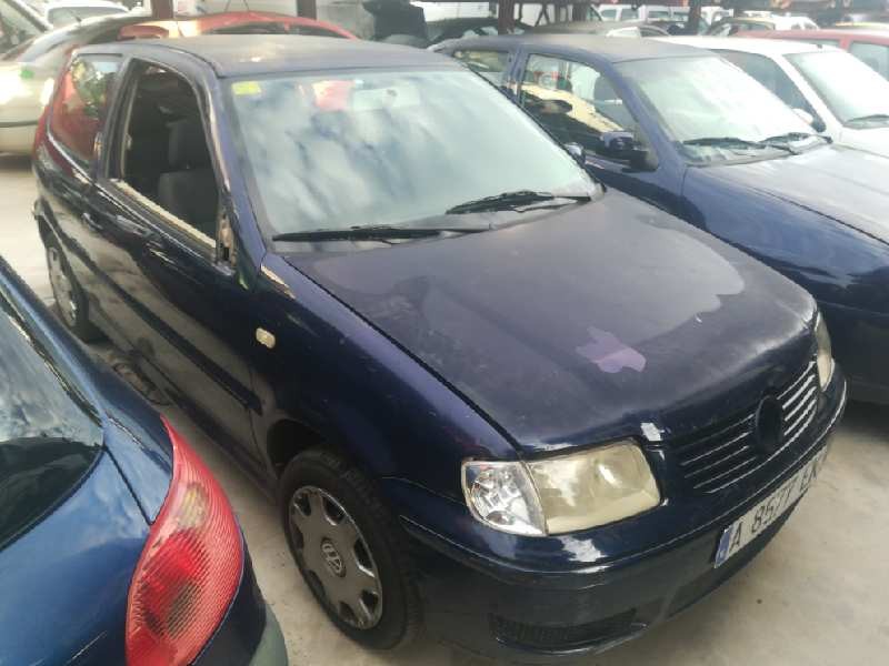 VOLKSWAGEN POLO BERLINA (6N2)