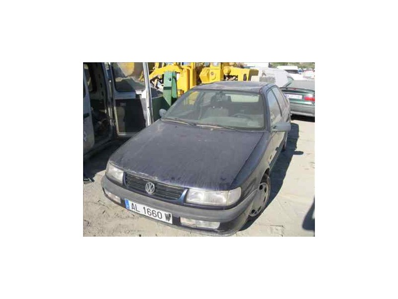 VOLKSWAGEN PASSAT BERLINA (312)