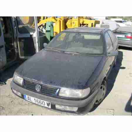 VOLKSWAGEN PASSAT BERLINA (312)