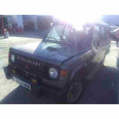 MITSUBISHI MONTERO (L040)