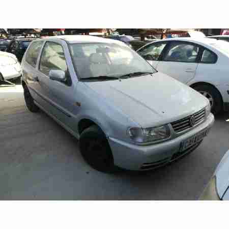 VOLKSWAGEN POLO BERLINA (6N1)